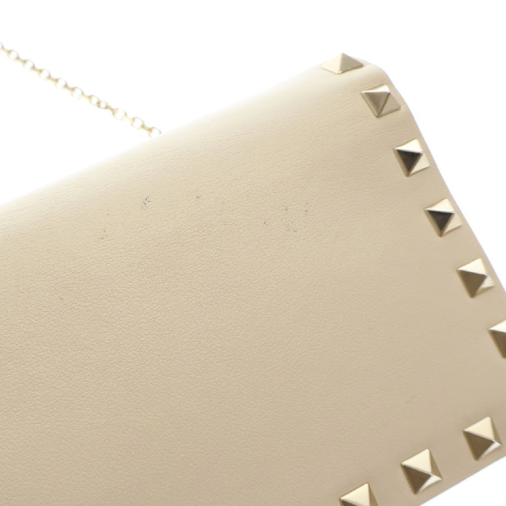 VALENTINO(ヴァレンチノ) Rockstud Wallet on Chain ロックスタッズ チェーンウォレット 長財布 アイボリー