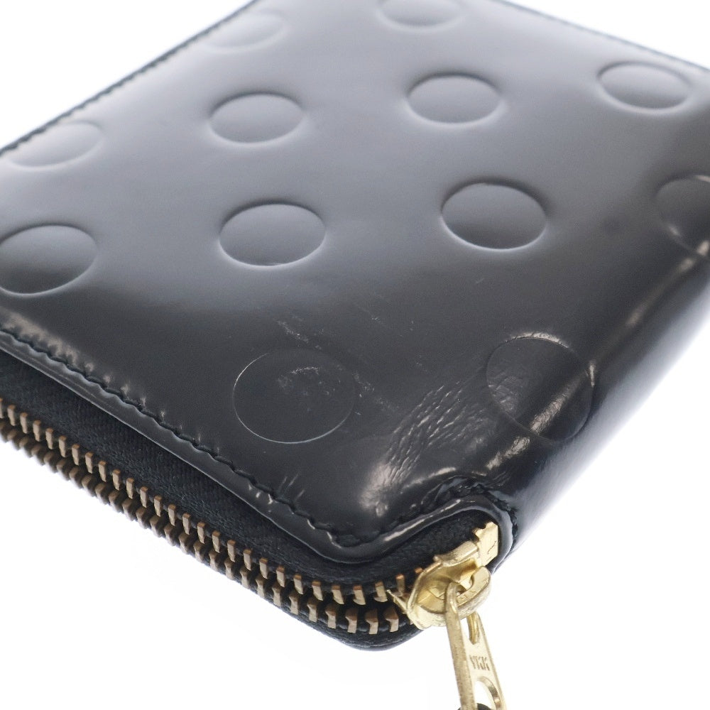 COMME des GARCONS(コムデギャルソン) POLKA DOTS EMBOSSED ポルカドット エンボス パテントレザー コンパクト ウォレット 二つ折り財布 ブラック SA2100NE
