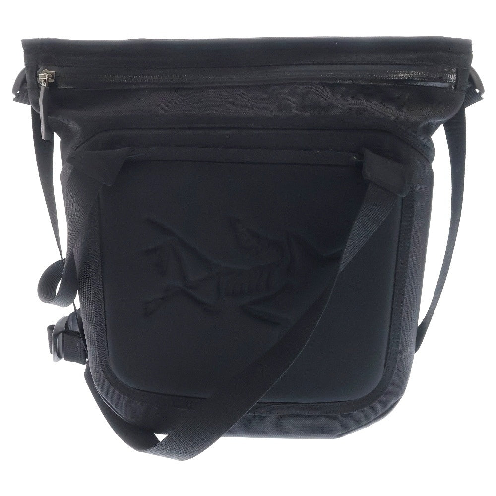 ARC'TERYX(アークテリクス) Arro 8 Shoulder Bag アロー 8 ショルダーバッグ ブラック 24019-122538