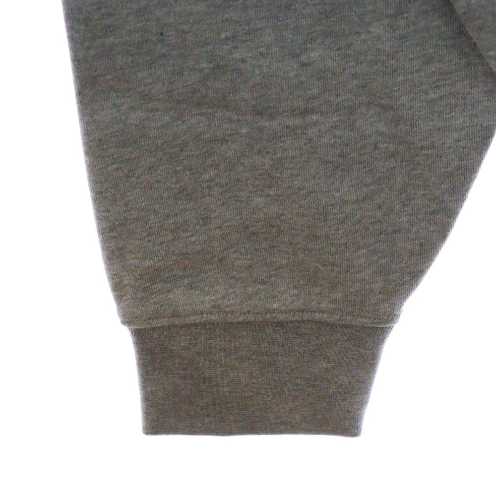ESSENTIALS FEAR OF GOD(エッセンシャル フィアオブゴッド) Flocky Back Logo Sweat Pullover Parka フロッキーバックロゴプリントスウェットプルオーバーパーカー グレー