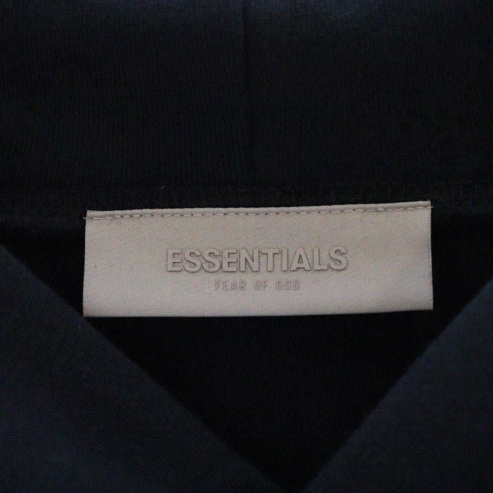 ESSENTIALS FEAR OF GOD(エッセンシャル フィアオブゴッド) Flocky Back Logo Sweat Pullover Parka フロッキーバックロゴプリントスウェットプルオーバーパーカー ブラック