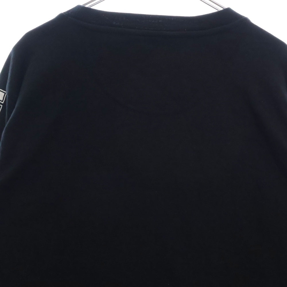 UNDEFEATED(アンディフィーテッド) スリーブロゴプリント ポケット付き クルーネック 長袖Tシャツ カットソー ブラック 514226