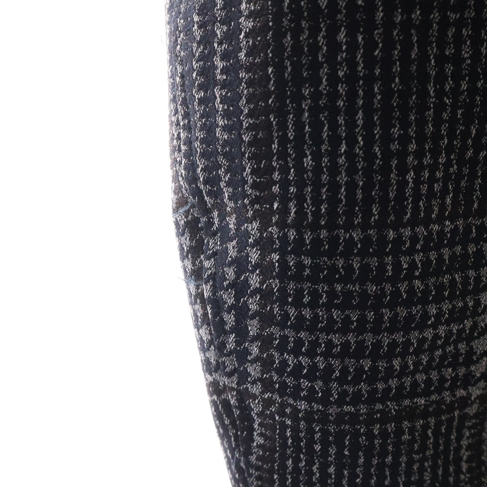 HERNO(ヘルノ) 総柄 ナイロン ジップアップ フーデッド ダウンジャケット グレー PI0316U-19416-9200