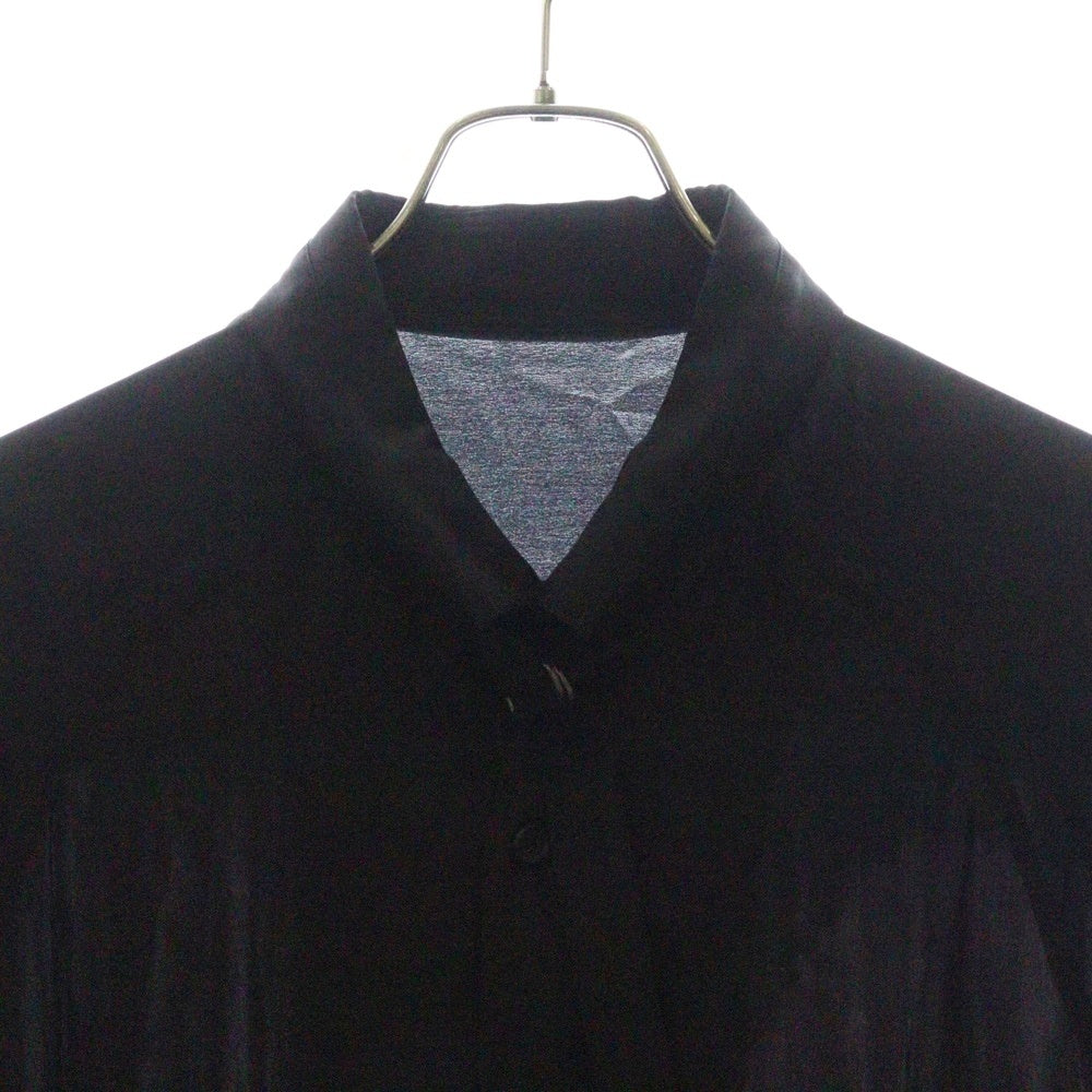 Yohji Yamamoto POUR HOMME(ヨウジヤマモト プールオム) 24SS young girl PB Portrait of Young Girl. プリント シルクサテン 衿角カンベルト付きブラウス ブラック HS-B49-408