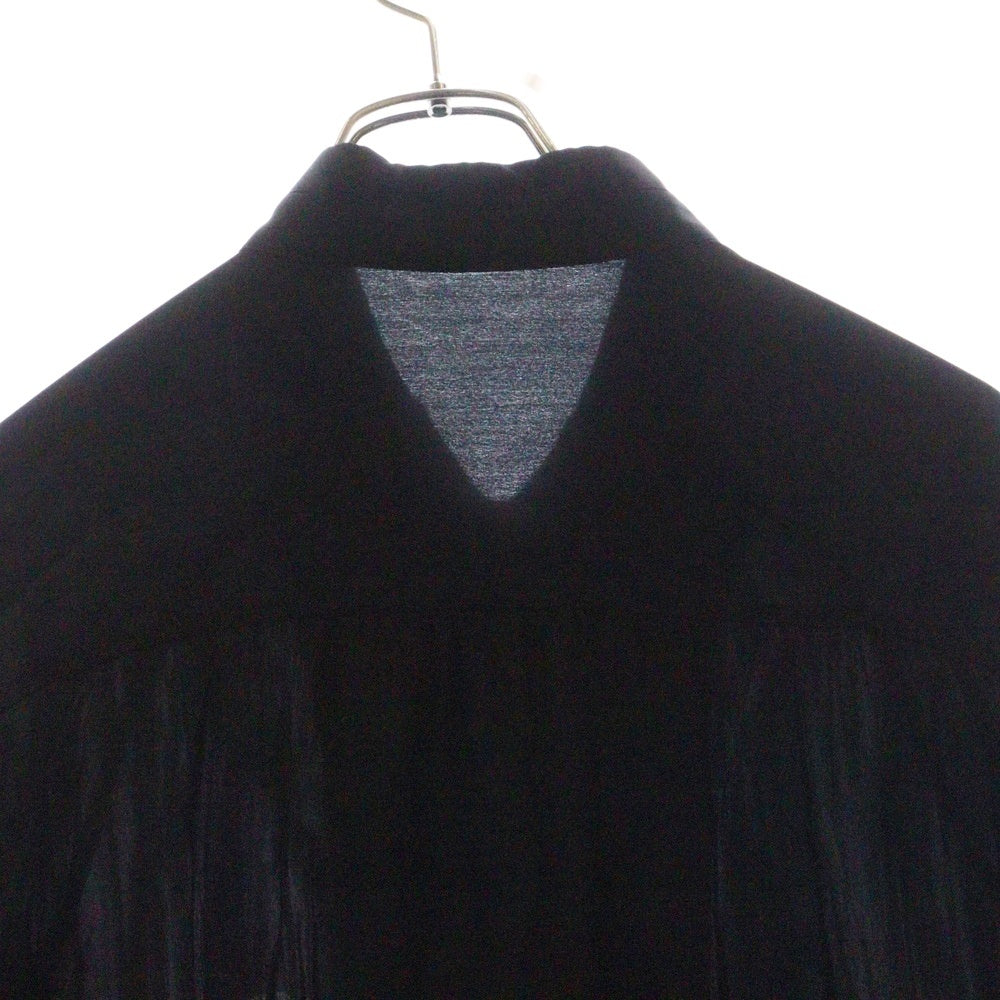 Yohji Yamamoto POUR HOMME(ヨウジヤマモト プールオム) 24SS young girl PB Portrait of Young Girl. プリント シルクサテン 衿角カンベルト付きブラウス ブラック HS-B49-408