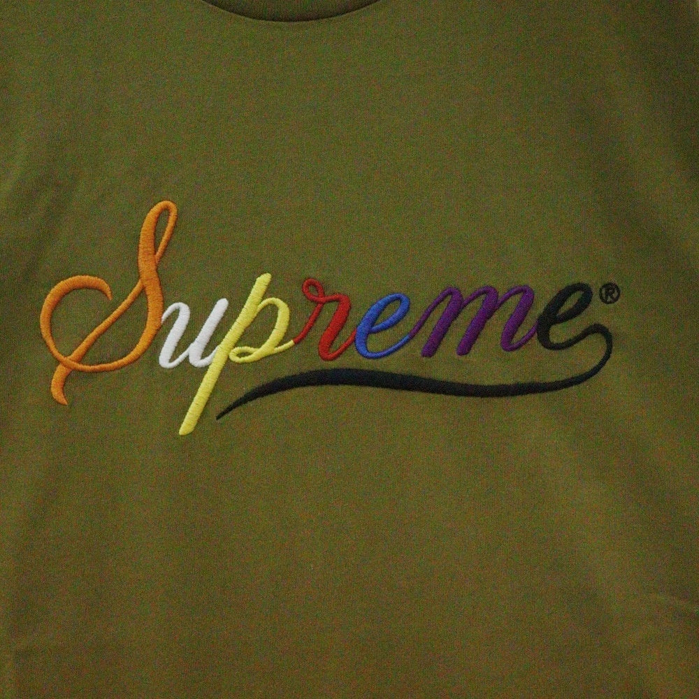SUPREME(シュプリーム) 24AW Cursive S/S Top カーシブ ロゴ刺繍 クルーネック 半袖Tシャツ カットソー オリーブ