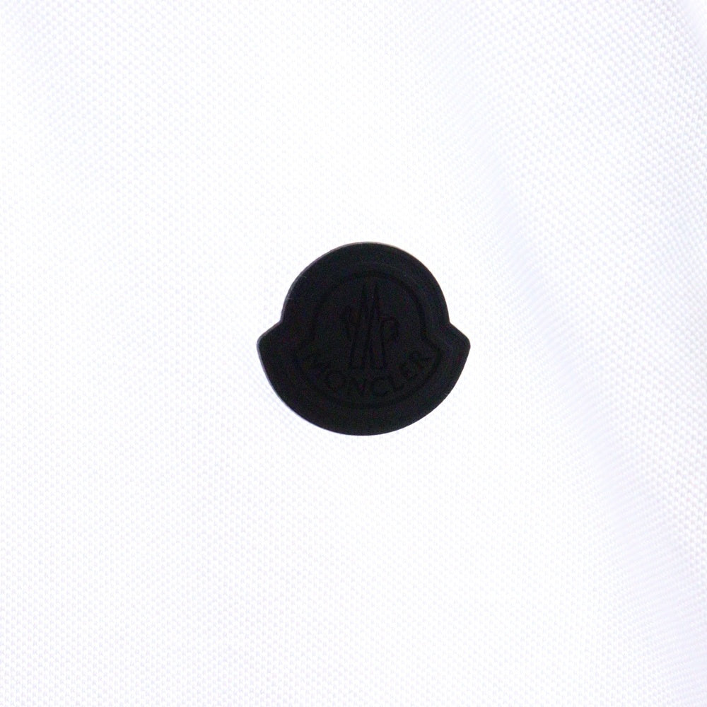 MONCLER(モンクレール) 23AW ラバーロゴ コットン 半袖ポロシャツ ホワイト I20918A00011 84556