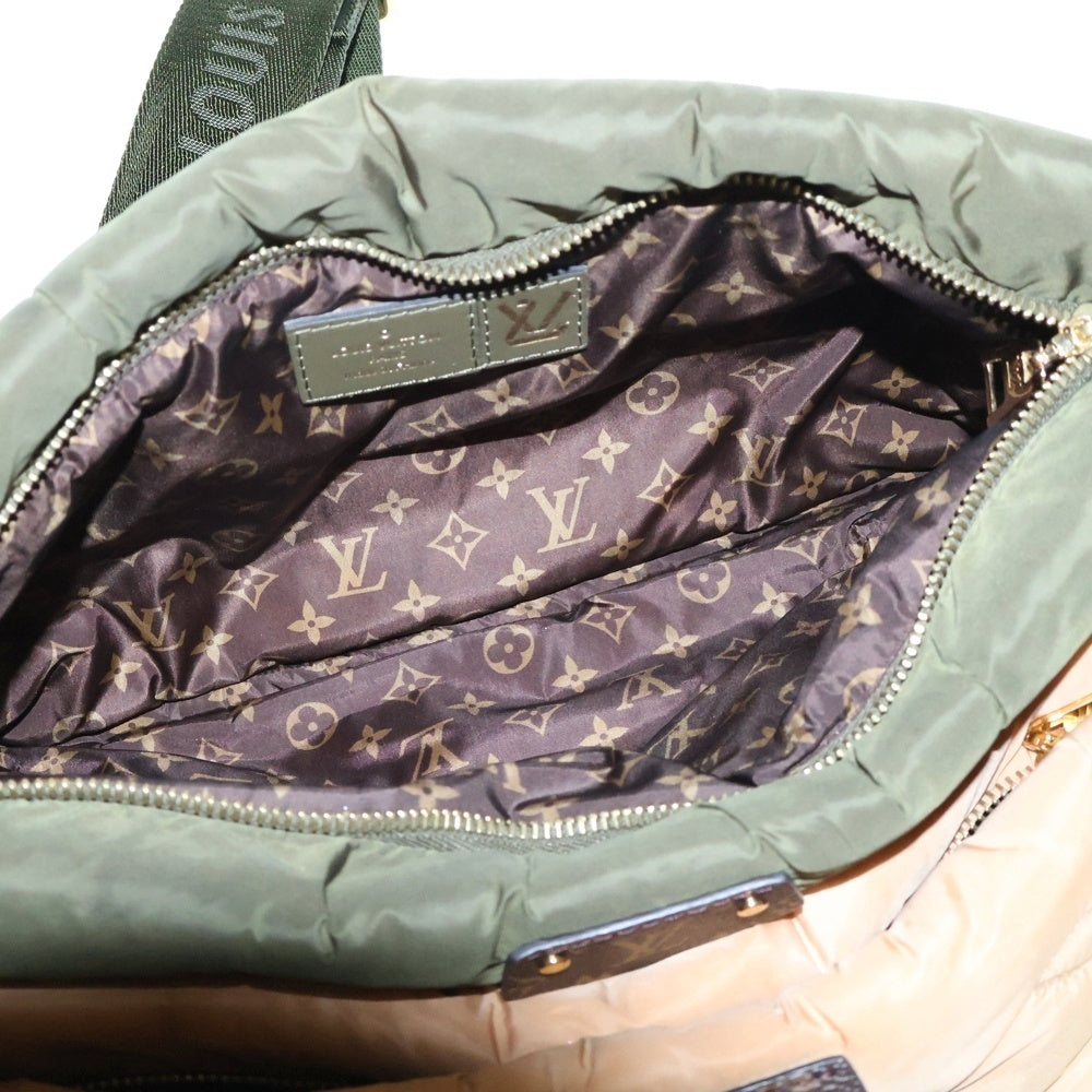 LOUIS VUITTON(ルイヴィトン) LVピロー マキシ ミュルティ ポシェットアクセソワール モノグラム ショルダーバッグ カーキ/ベージュ レディース M58977 RFID