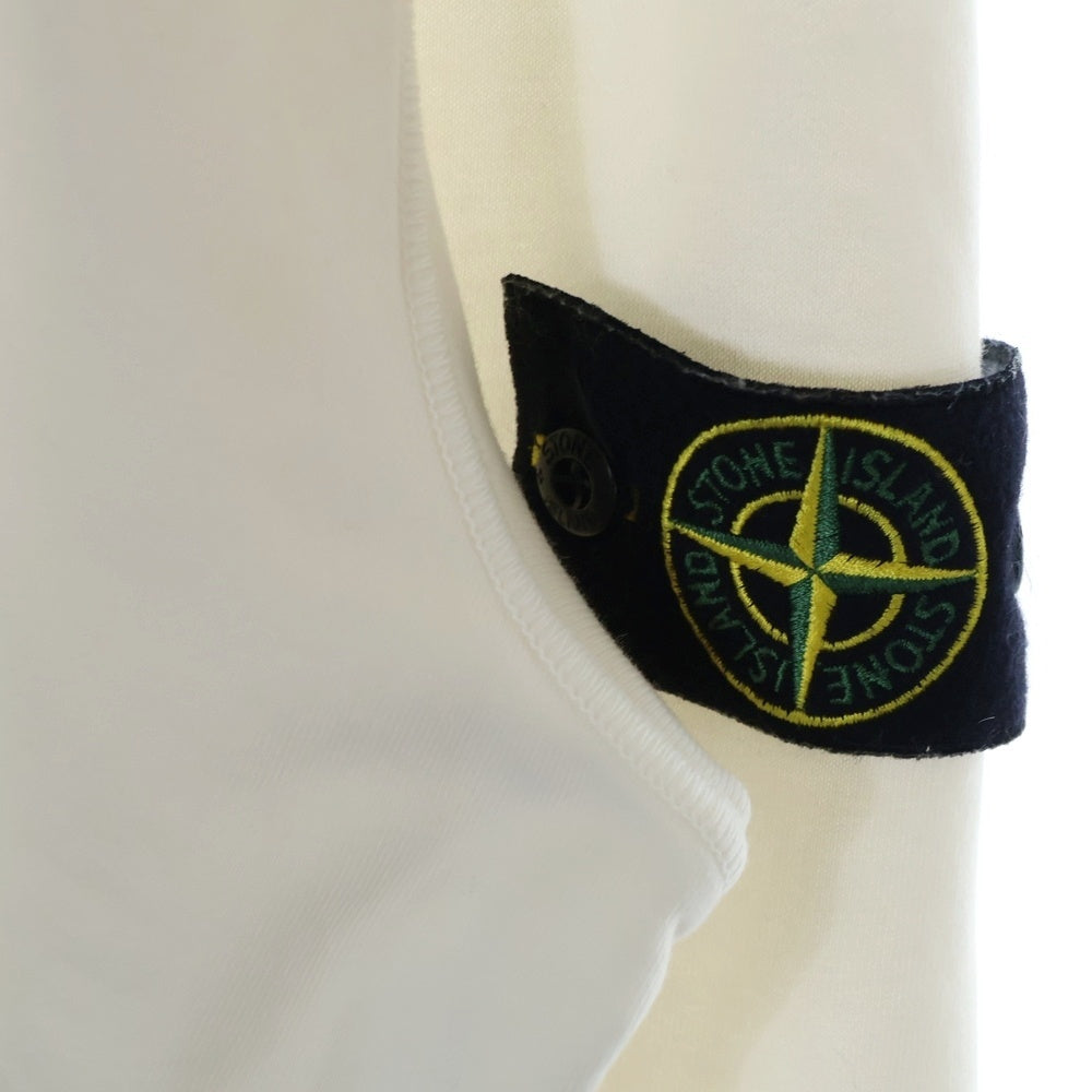 STONE ISLAND(ストーンアイランド) ガーメントダイ ワッペンロゴ クルーネックスウェットトレーナー ホワイト 791563051