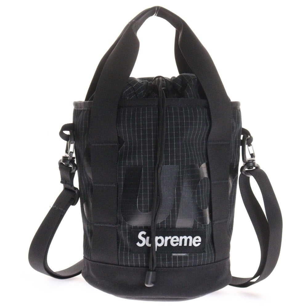 SUPREME(シュプリーム) 24SS Cinch Bag チェックステッチロゴプリントショルダーバッグ シンチ ブラック
