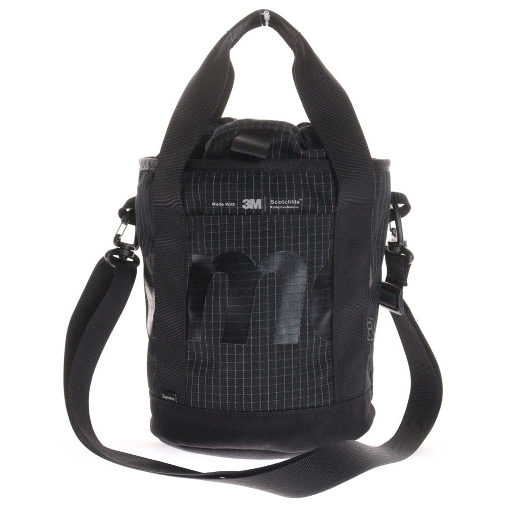 SUPREME(シュプリーム) 24SS Cinch Bag チェックステッチロゴプリントショルダーバッグ シンチ ブラック