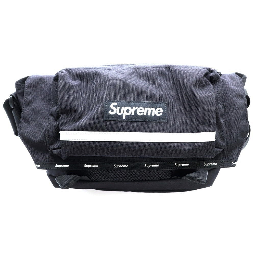 SUPREME(シュプリーム) 24AW Messenger Bag ボックスロゴ メッセンジャーバッグ ショルダーバッグ ブラック