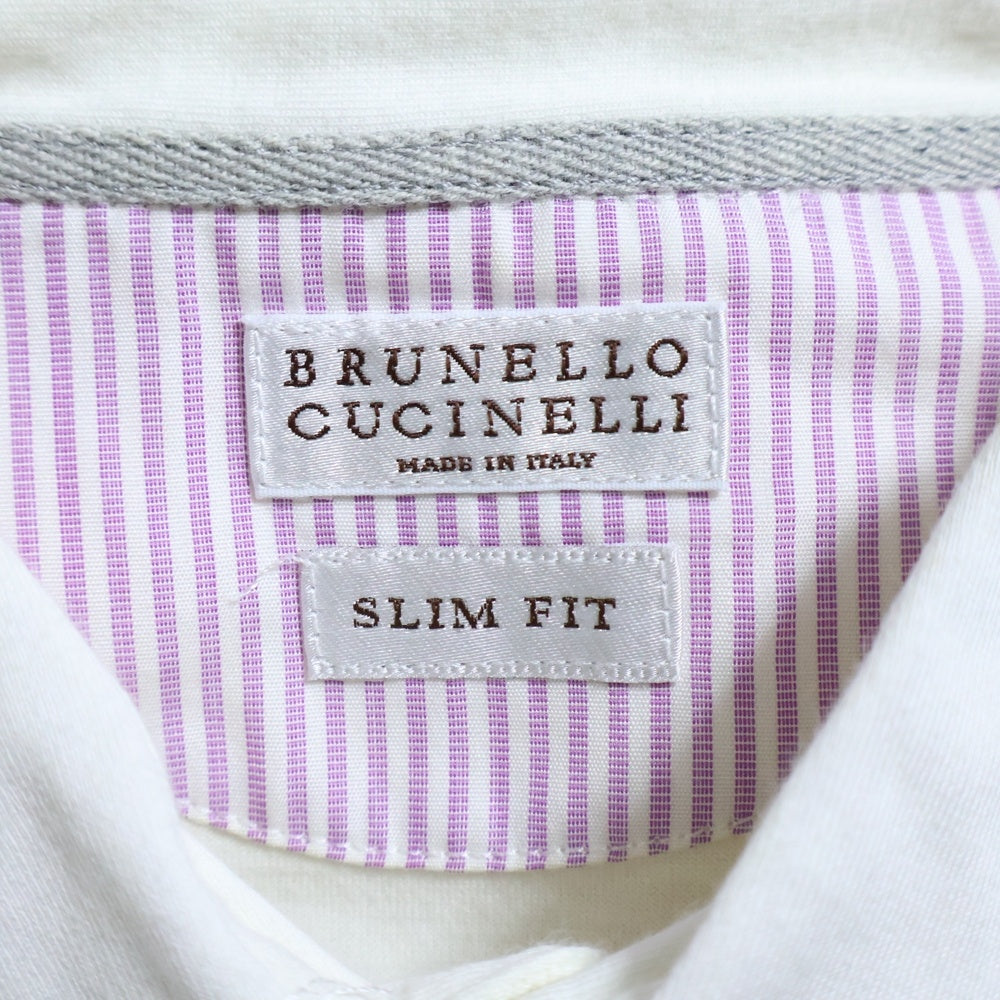 BRUNELLO CUCINELLI(ブルネロクチネリ) ロゴ刺繍 裏地ストライプ柄 スリムフィット 半袖ポロシャツ ホワイト DK92836