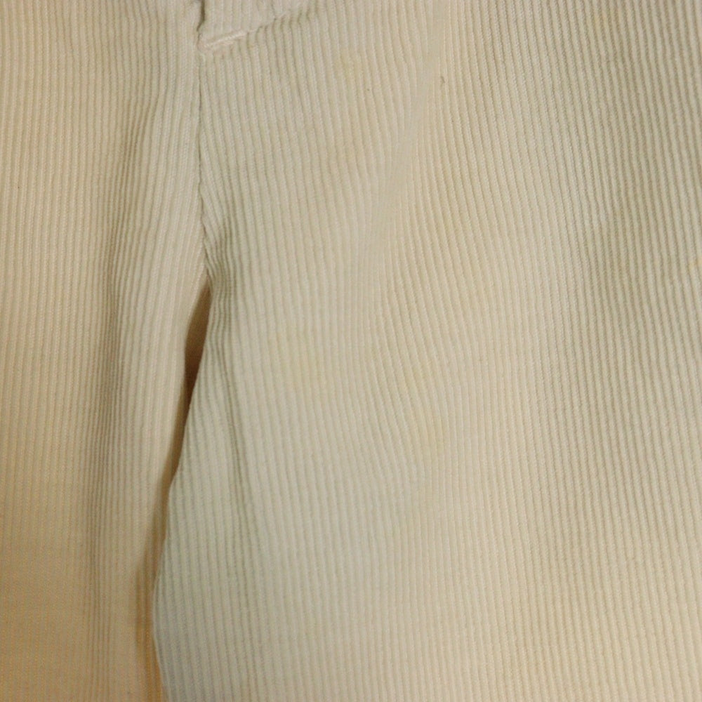 BRUNELLO CUCINELLI(ブルネロクチネリ) センタープレス ボタンフライ コーデュロイパンツ アイボリー