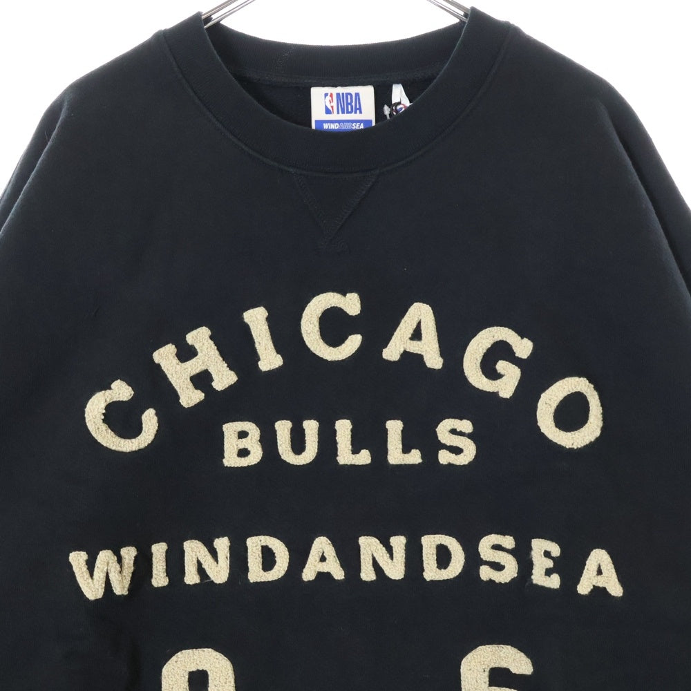 WIND AND SEA(ウィンダンシー) ×NBA CHICAGO BULLS CREW NECK SWEAT シカゴブルズ フロントパッチ クルーネック スウェットトレーナー ブラック WDS-C-NBA-23-Q2-03