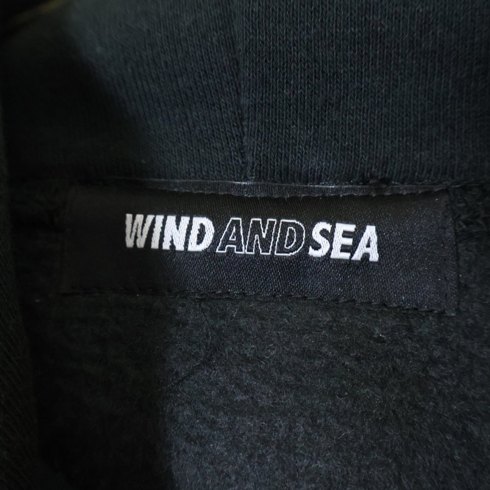 WIND AND SEA(ウィンダンシー) PHOTO HOODIE バックフォトプリント フロントロゴ プルオーバー スウェットパーカー フーディ ブラック WDS-CS-196