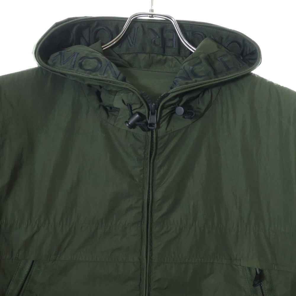 MONCLER(モンクレール) 20SS SCIE GIUBBOTTO ロゴ刺繍 フーデッド ジップアップ ナイロンジャケット カーキ F10911A70060 53705