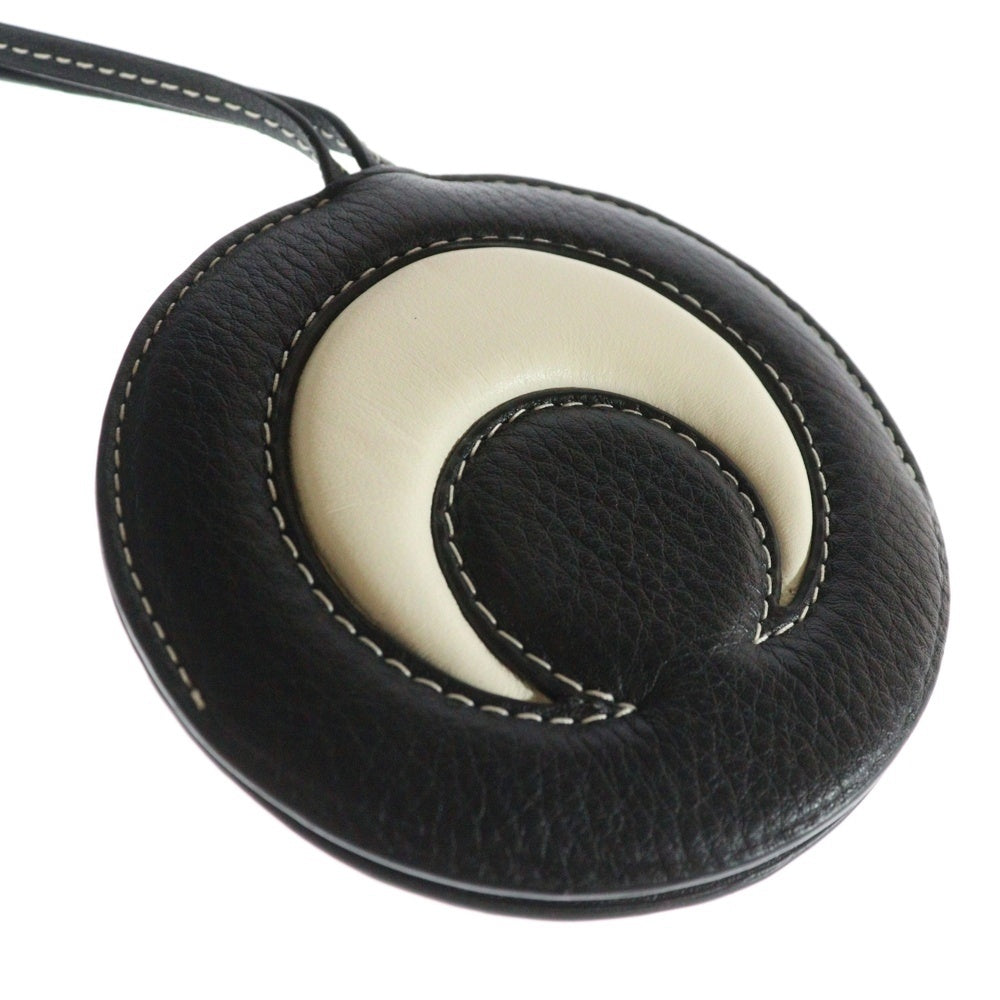 MARINE SERRE(マリーン セル) 23AW VEGETABLE TANNED LEATHER KEY HOLDER ベジタブルタンレザー ショルダー キーホルダー ブラック/ホワイト ULG001