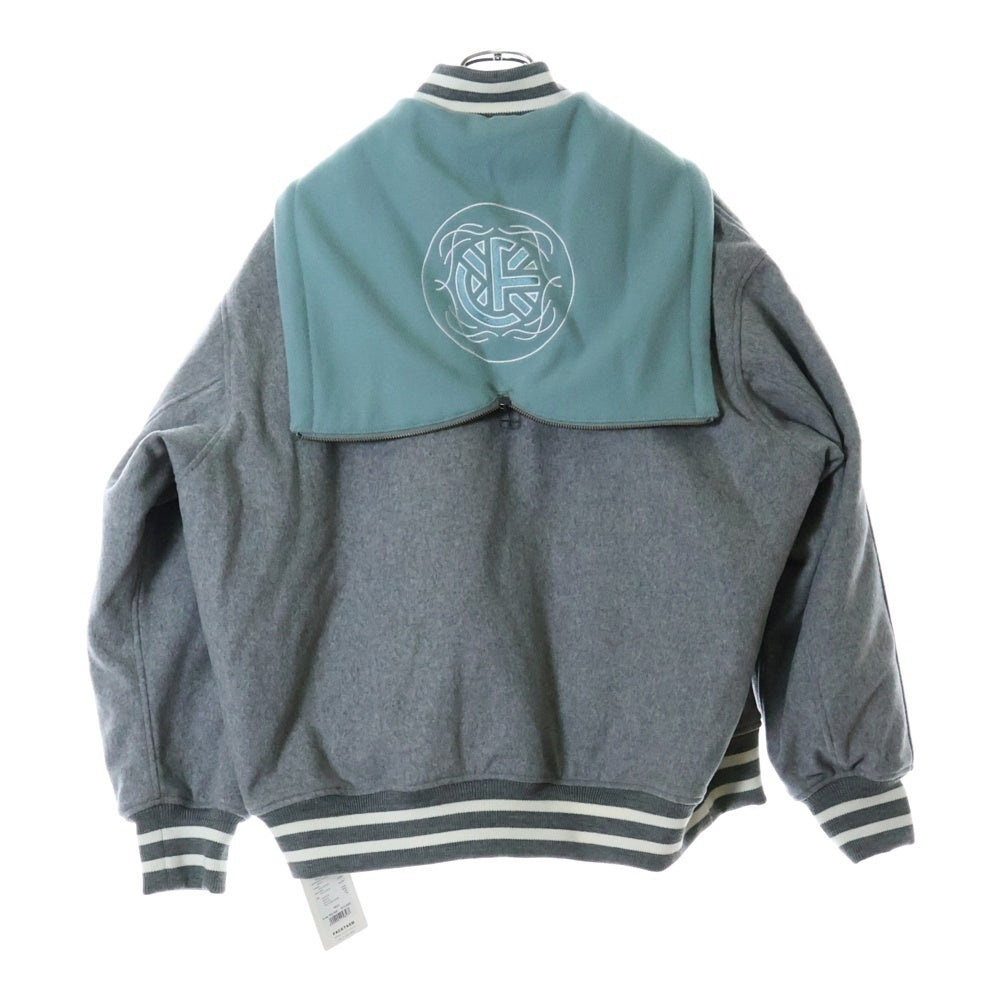 FACETASM(ファセッタズム) 23SS HOODED STADIUM JACKET サイドパッチ ジップフーデッド スタジアムジャケット グレー/ブルー MKS-JK-M06