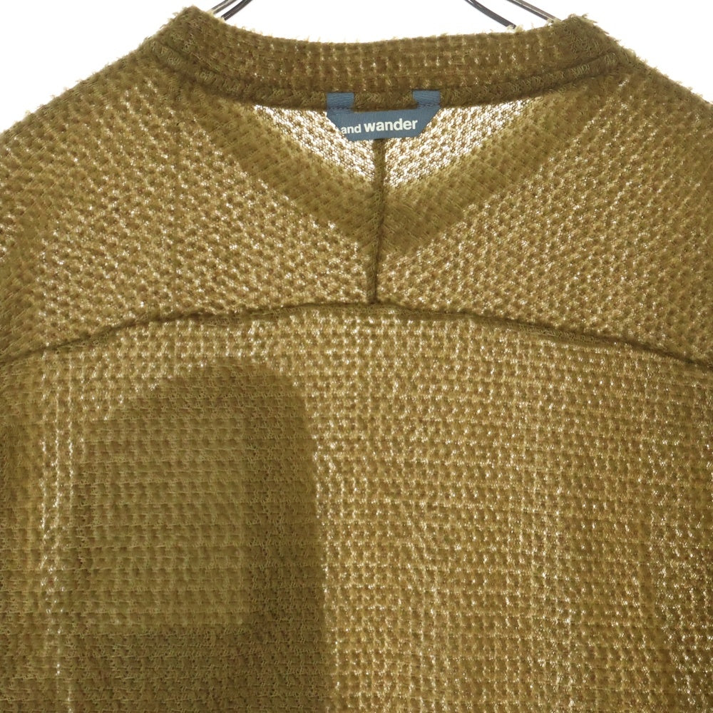 and wander(アンドワンダー) 23AW ×ALPHA DIRECT KNIT PULLOVER アルファダイレクト フロントポケット Vネック ニットセーター カーキ 574-3244024