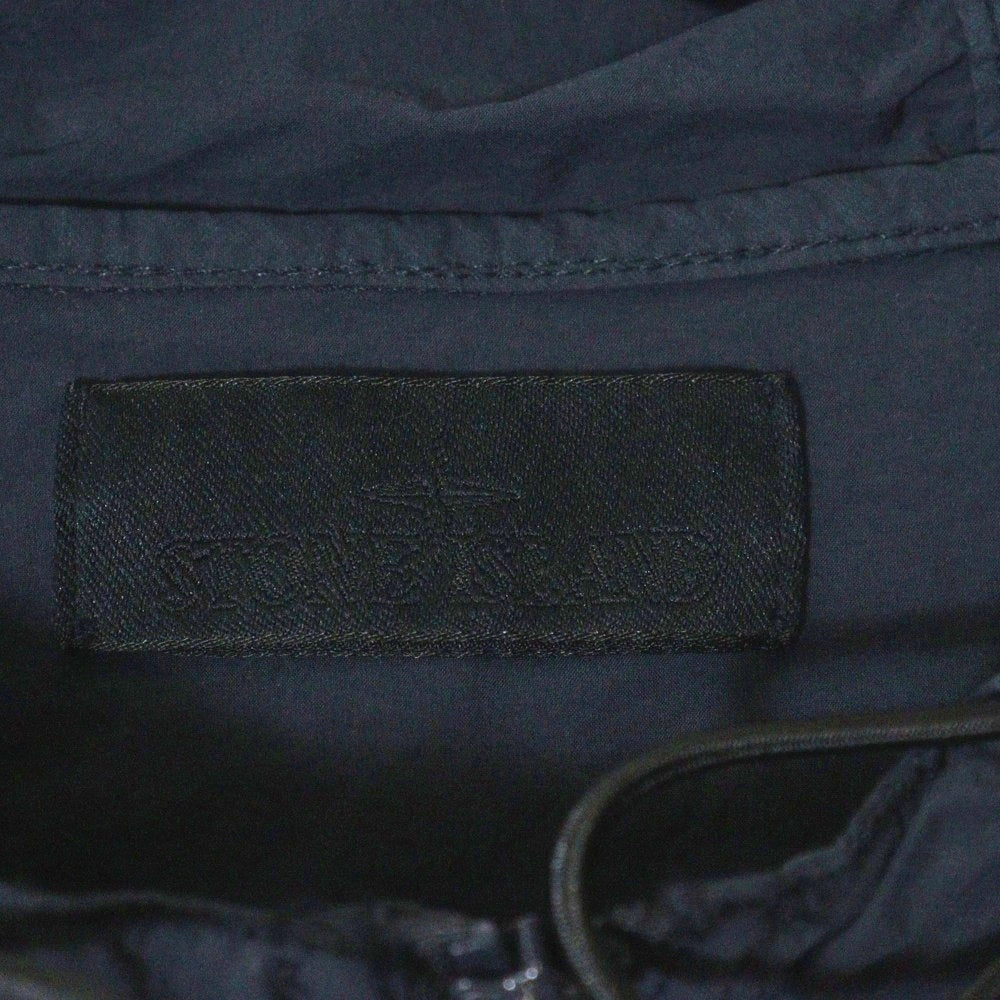 STONE ISLAND(ストーンアイランド) 24AW ゴースト ロゴワッペン付 ジップアップ フーデッド ジャケット ブラック K1S154100032 S00F6