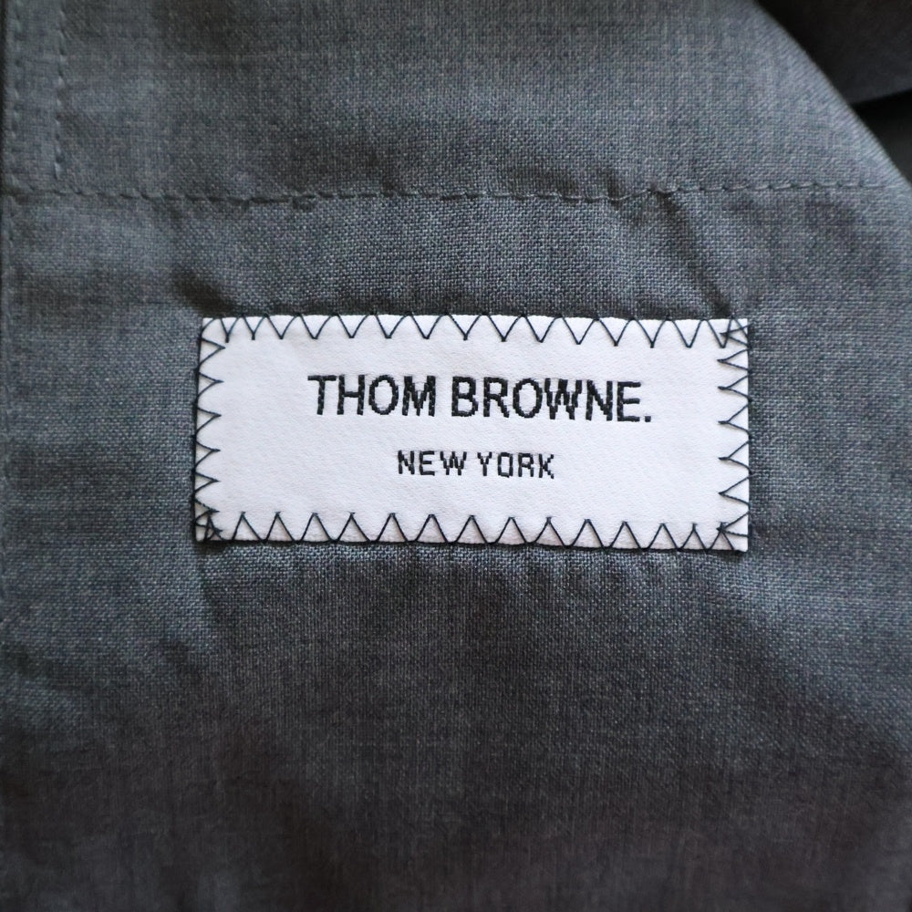 THOM BROWNE(トムブラウン) 4BAR SLEEVE SHIRT アームラインプリント 長袖シャツジャケット グレー MJO055A-06146-035