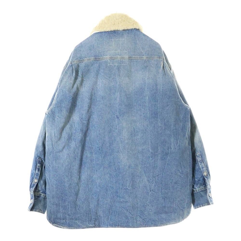 MM6 Maison Margiela(エムエムシックスメゾンマルジェラ) 23AW PADDED DENIM JACKET 襟ボア切り替え フロントロゴ 中綿 デニムジャケット インディゴ S52AM0263 S30828