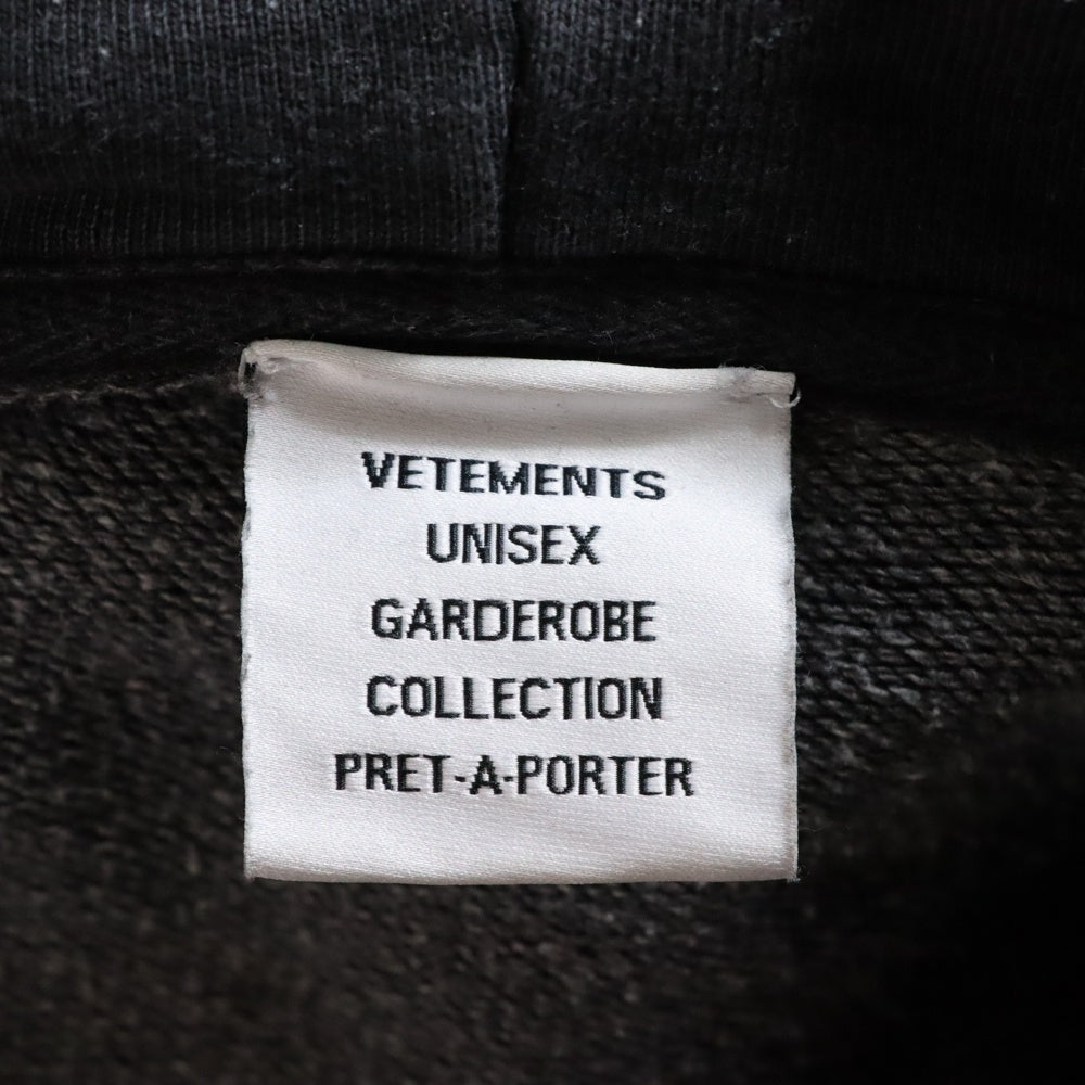 VETEMENTS(ヴェトモン) 23SS ロゴ刺繍 プルオーバー スウェットパーカー フーディ チャコールグレー UE63HD445B