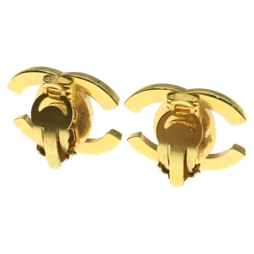 CHANEL(シャネル) ターンロックイヤリング 2個セット ゴールド