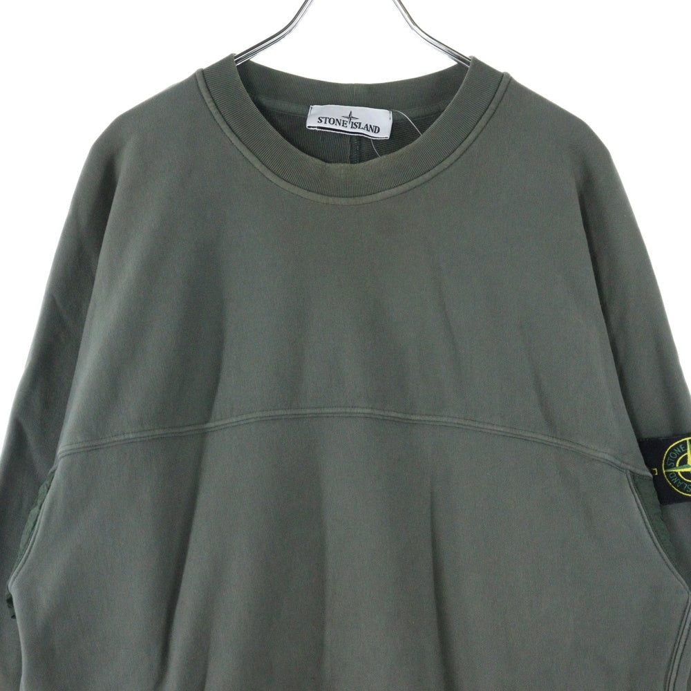 STONE ISLAND(ストーンアイランド) 24SS ワッペンロゴ ナイロン切替 クルーネック スウェット トレーナー カーキ 801560154