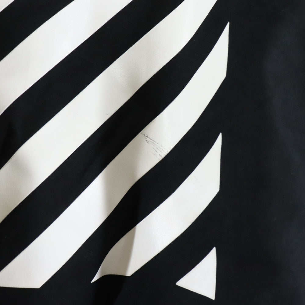 OFF-WHITE(オフホワイト) DIAG TAB BOMBER JACKET フロントロゴ プリント ダイアグ タブ ボンバージャケット ブルゾン ブラック OMEH04C99FAB001