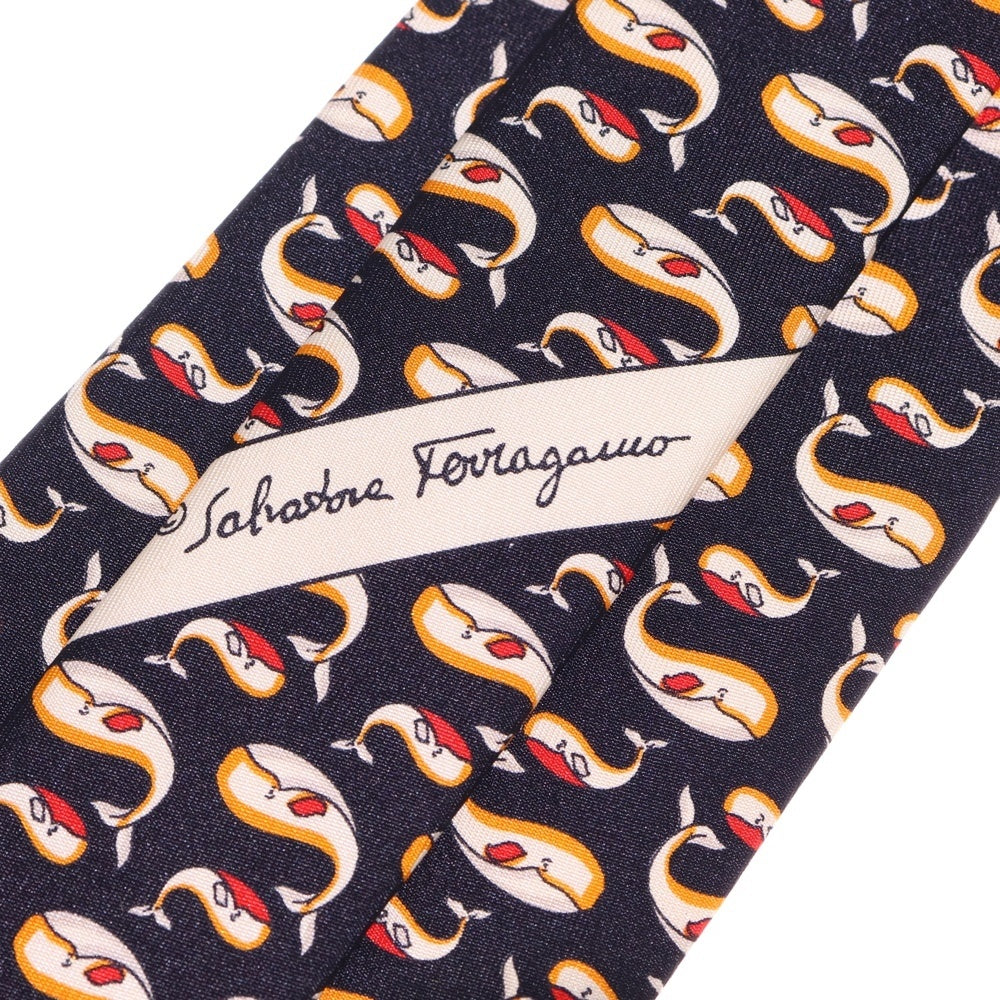 Salvatore Ferragamo(サルヴァトーレ フェラガモ) 総柄 クジラ シルク ネクタイ ブラック/オレンジ
