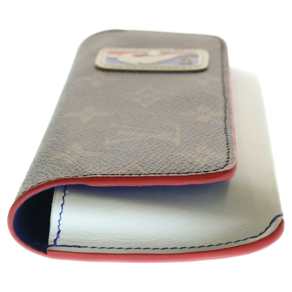 LOUIS VUITTON(ルイヴィトン) ×NBA エヌビーエー エテュイ リュネット ウディ モノグラム メガネケース ブラウン/ホワイト GI0296 SF4200