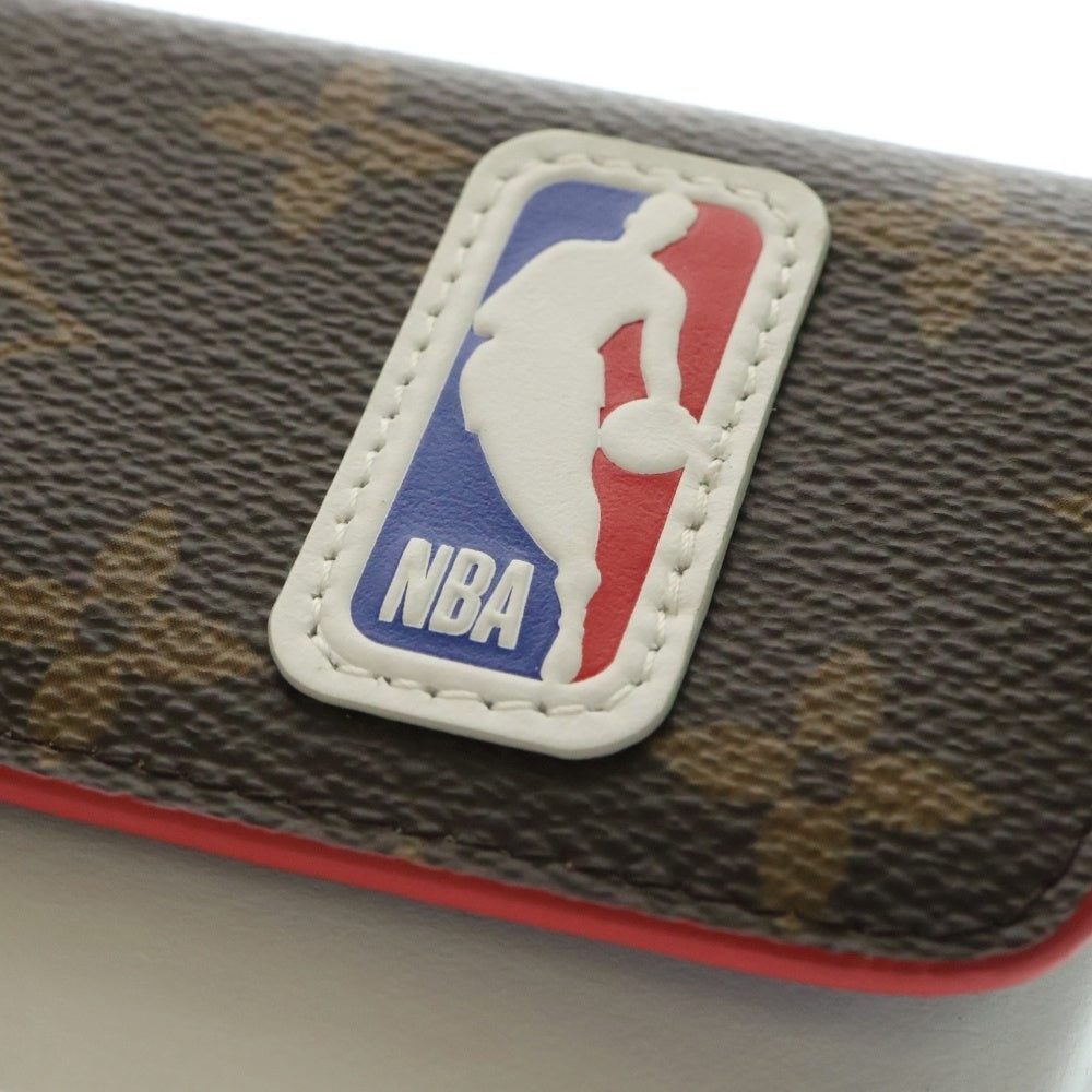 LOUIS VUITTON(ルイヴィトン) ×NBA エヌビーエー エテュイ リュネット ウディ モノグラム メガネケース ブラウン/ホワイト GI0296 SF4200