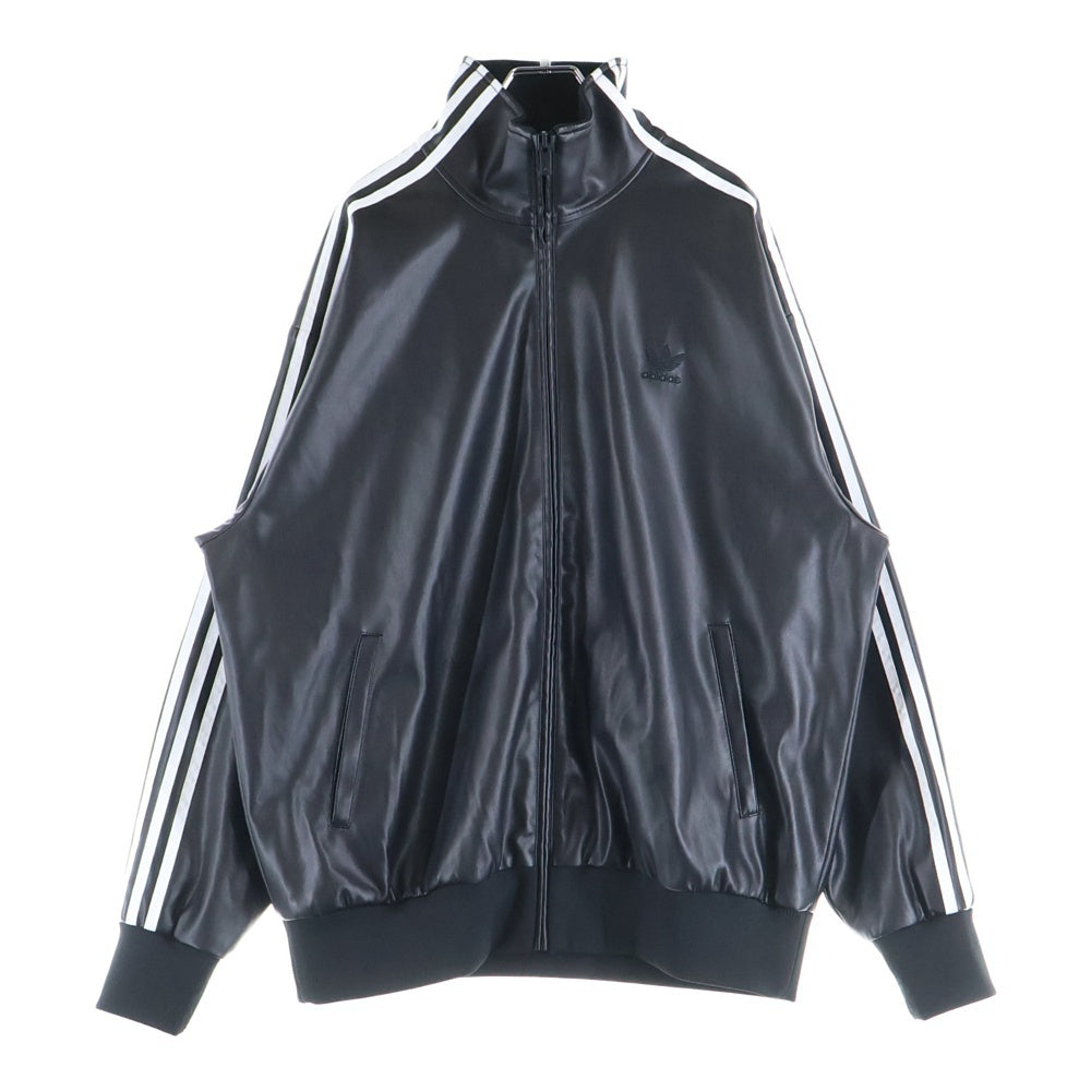 adidas(アディダス) スリーストライプス ルーズ ファイヤーバード フェイクレザー トラックスーツジャケット ブラック IZ4033