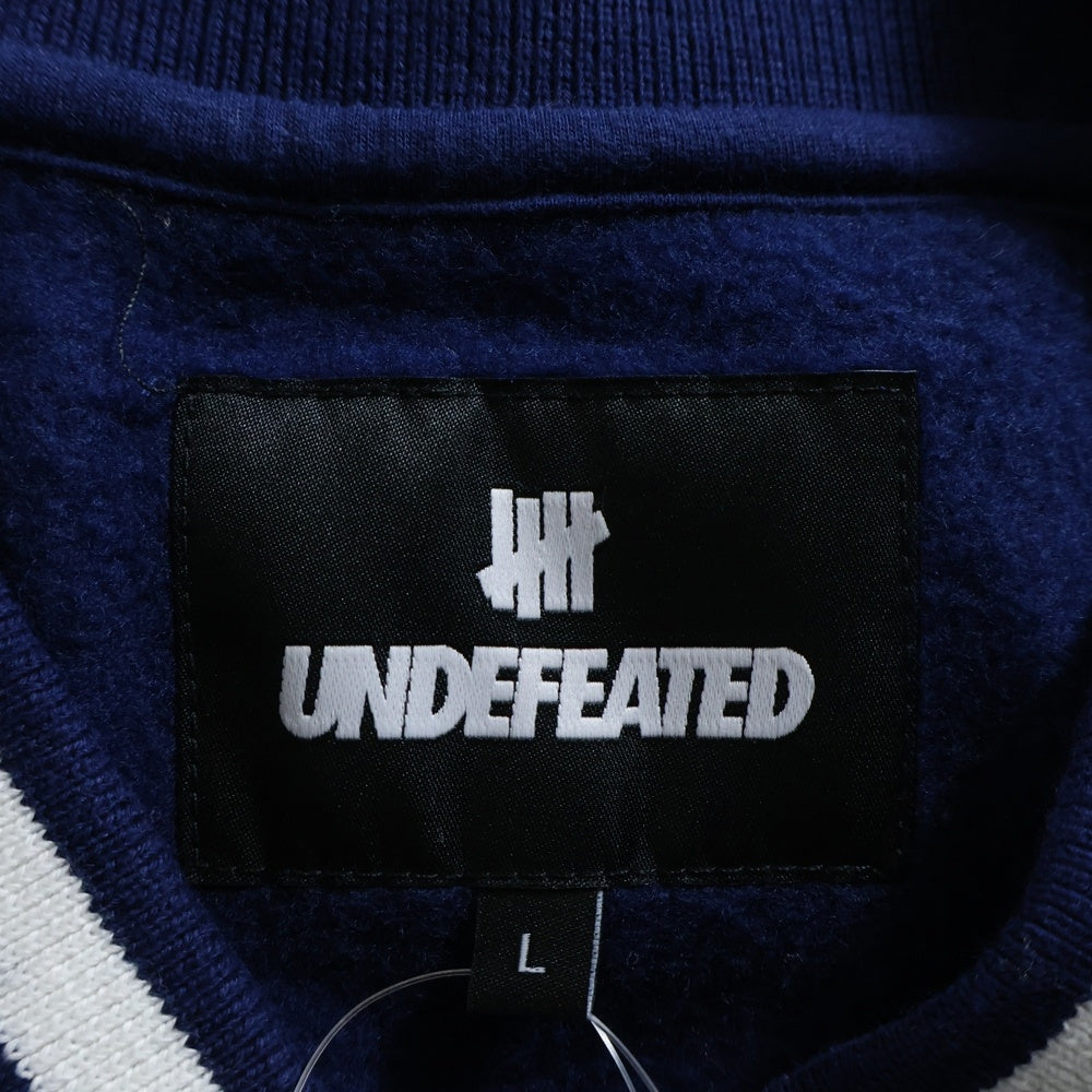 UNDEFEATED(アンディフィーテッド) コットン バックプリント ボタンダウン スタジアム ジャケット ブルゾン ブルー 315069