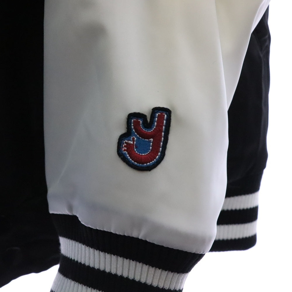 UNDEFEATED(アンディフィーテッド) ロゴ ボタンダウン ポリエステル スタジャン ジャケット ブルゾン ブラック ブラック/ホワイト