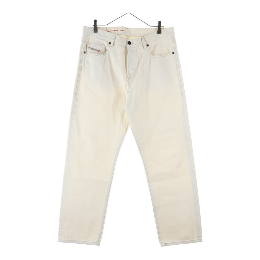 DIESEL(ディーゼル) 2020 D-VIKER ストレート デニムパンツ アイボリー AO5157