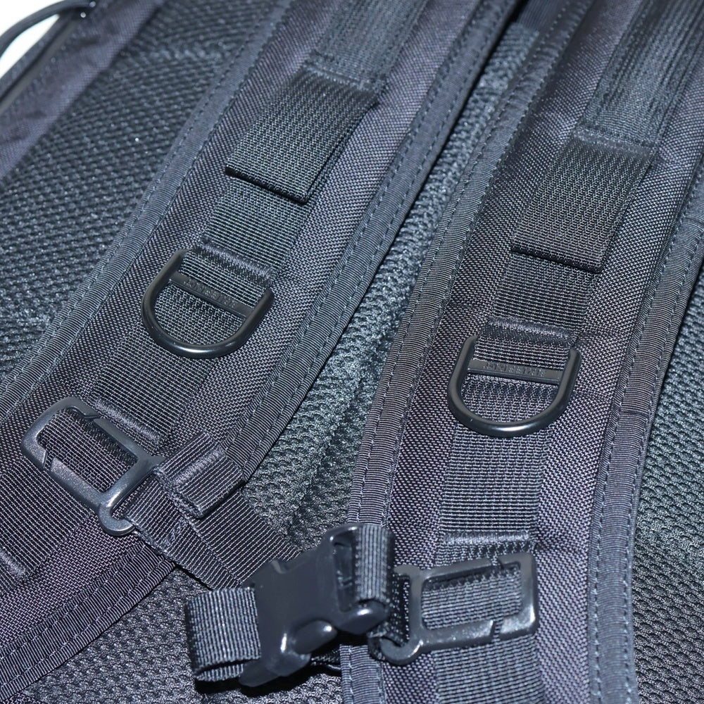 BRIEFING(ブリーフィング) VERTICAL PACK バーティカルパック バックパック ブラック