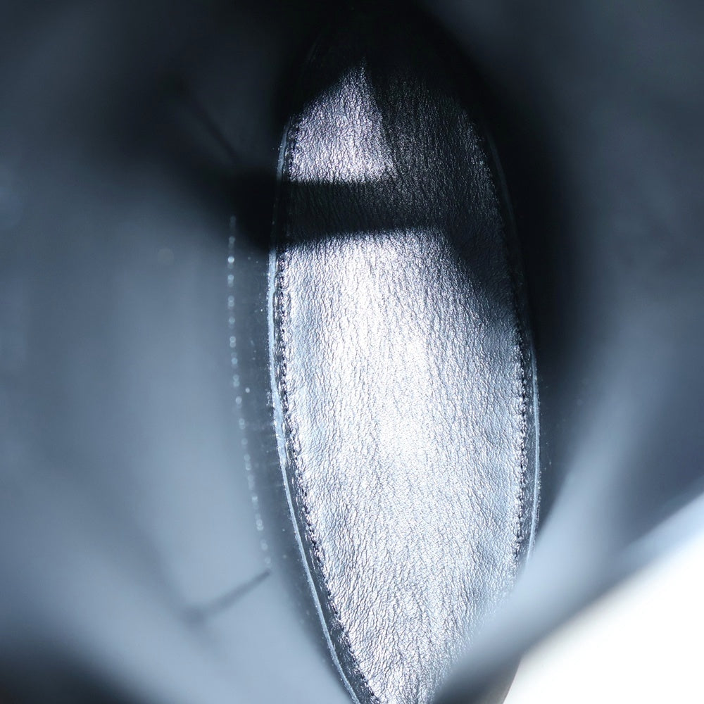 LOEWE(ロエベ) アナグラム ダイスポケット クラシックカーフ レザー ショルダーバッグ ブラック C630R12X01