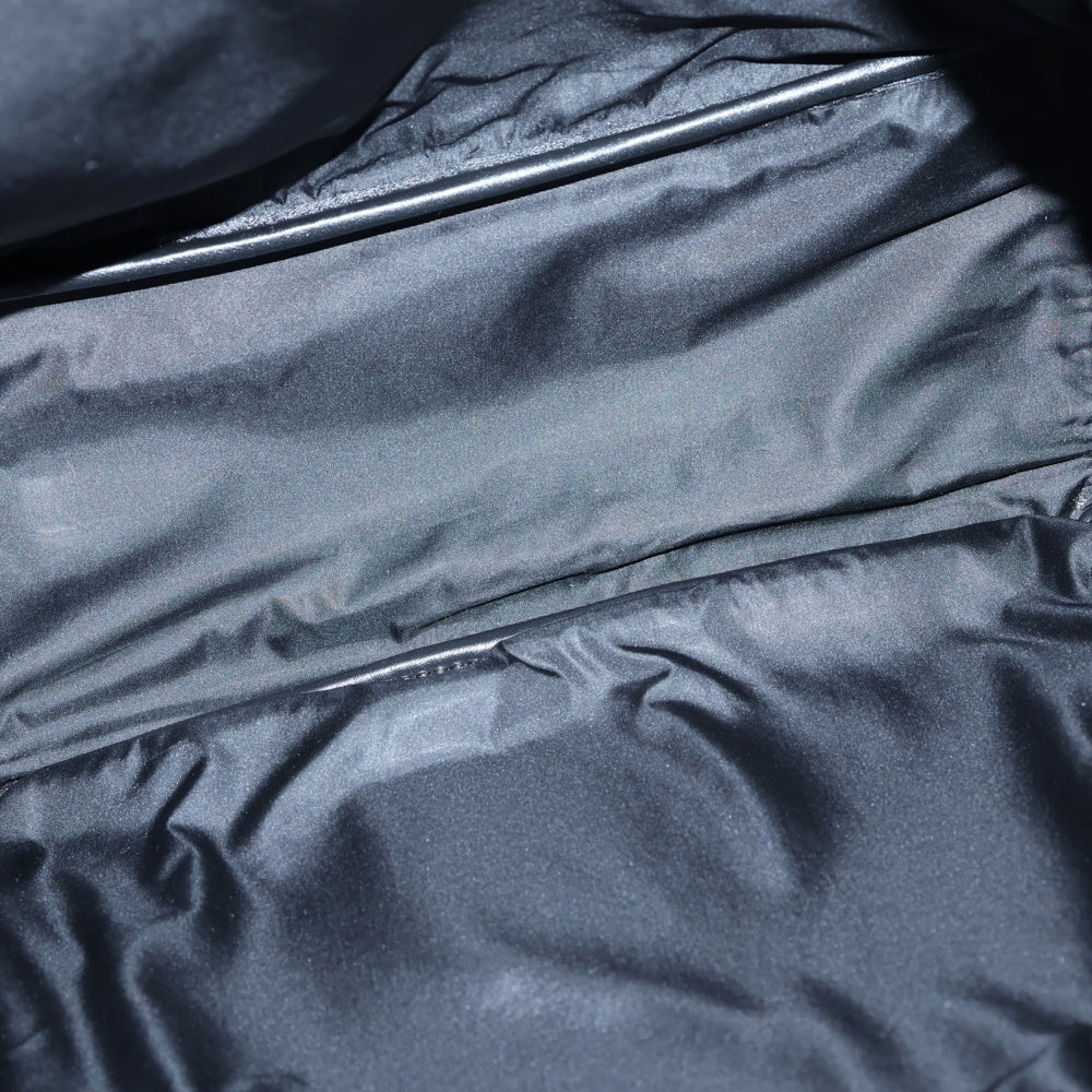 VALENTINO GARAVANI(ヴァレンチノガラヴァーニ) ロックスタッズ カモ柄 ナイロン バッグパック リュックサック ブラック