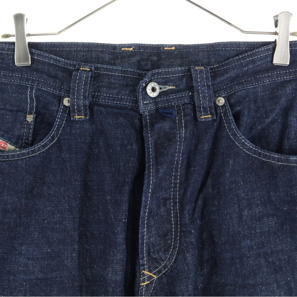 DIESEL(ディーゼル) BACK IN THE SADDLE バック インザ サドル ストレートデニムパンツ インディゴ