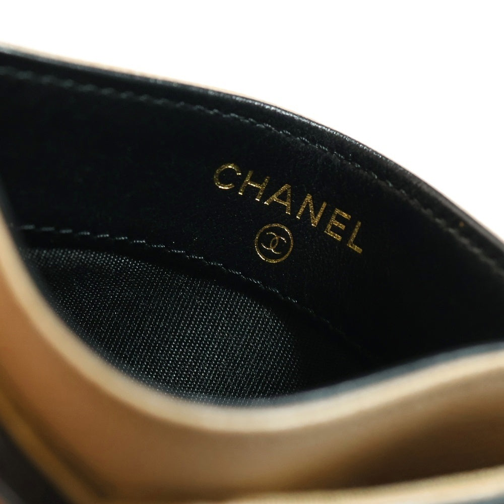 CHANEL(シャネル) CCフィリグリー キャビアスキン レザー カードケース ベージュ/ブラック 30番台