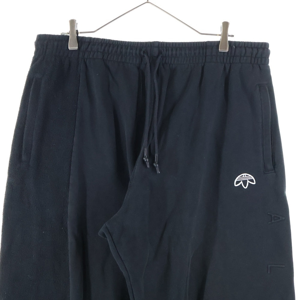ALEXANDER WANG(アレキサンダーワン) ×adidas アディダス インサイドアウト サイドロゴ エンボス スウェット ロングパンツ ブラック CV5046
