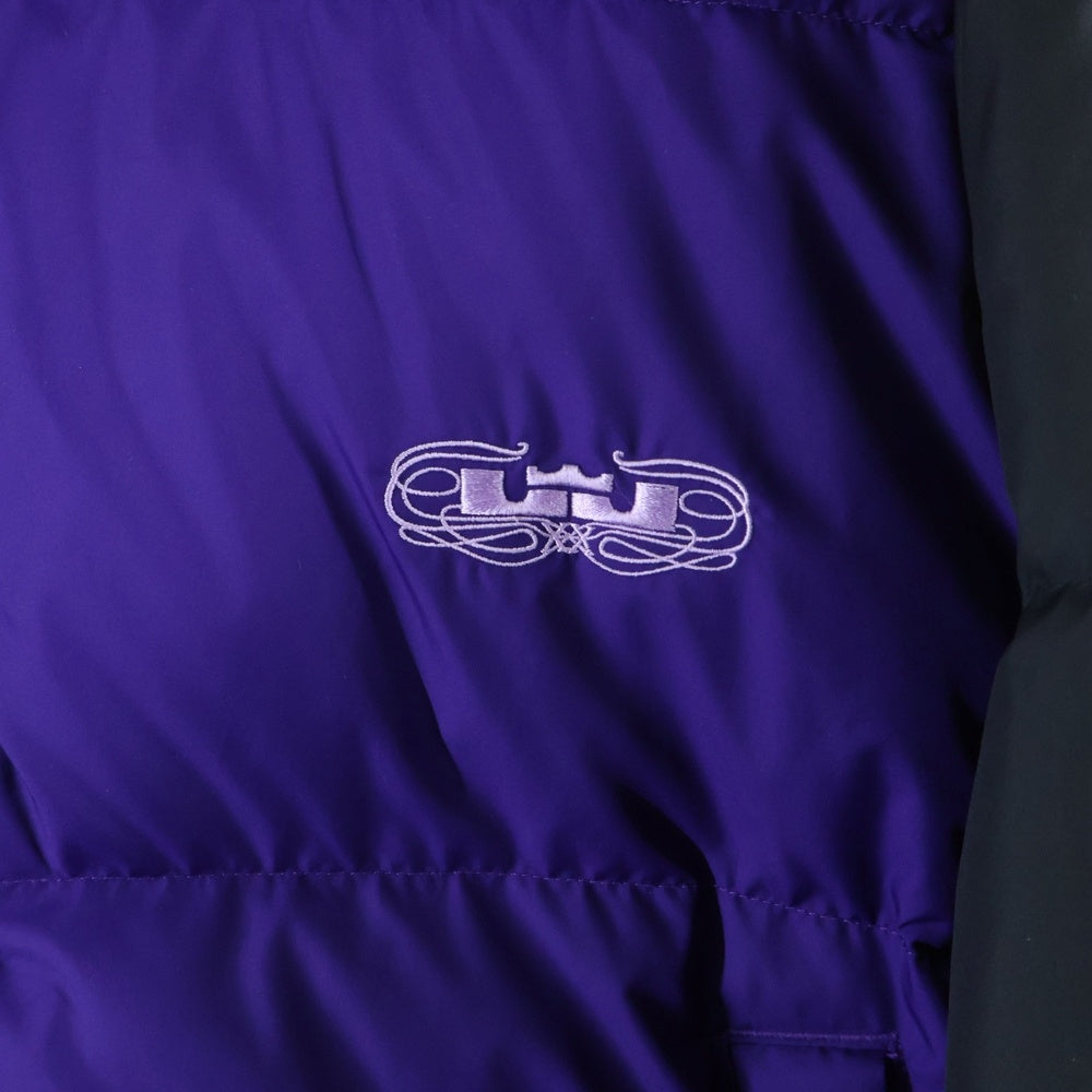 NIKE(ナイキ) 22AW バスケットボールジャケット ジッパーフーディ 中綿ダウンジャケット パープル DQ6141-547