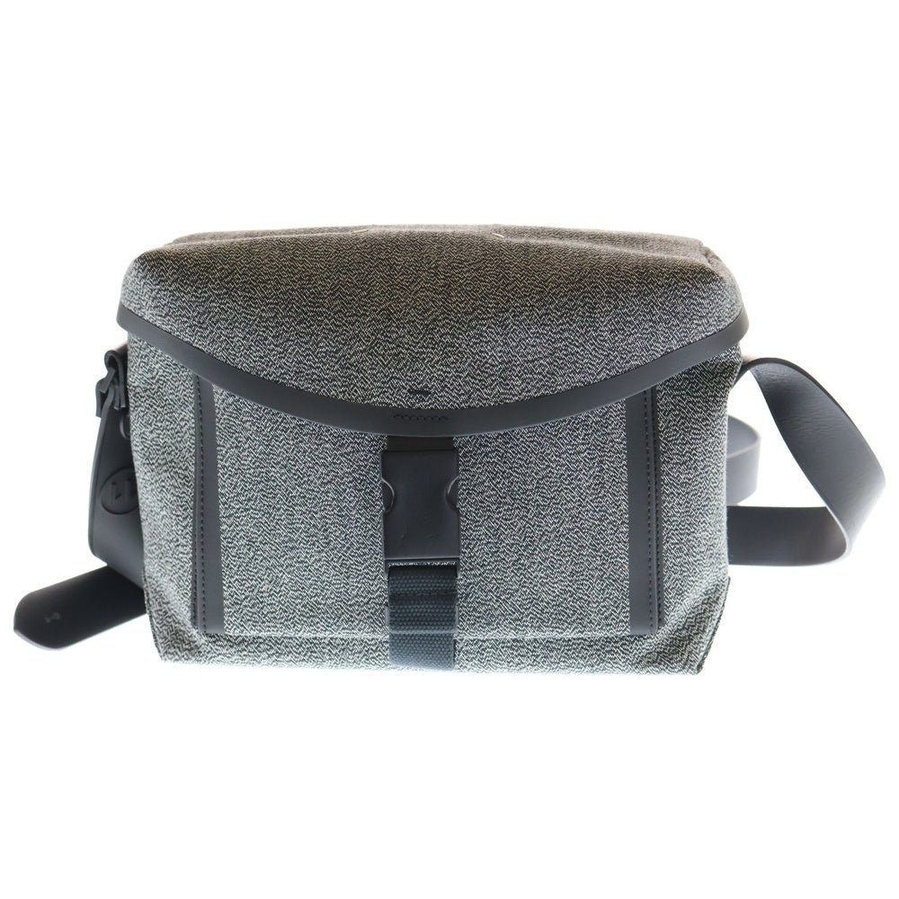 Maison Margiela 11(メゾンマルジェラ11) 22SS カメラ メッセンジャーバッグ ショルダーバッグ グレー S55WG0130