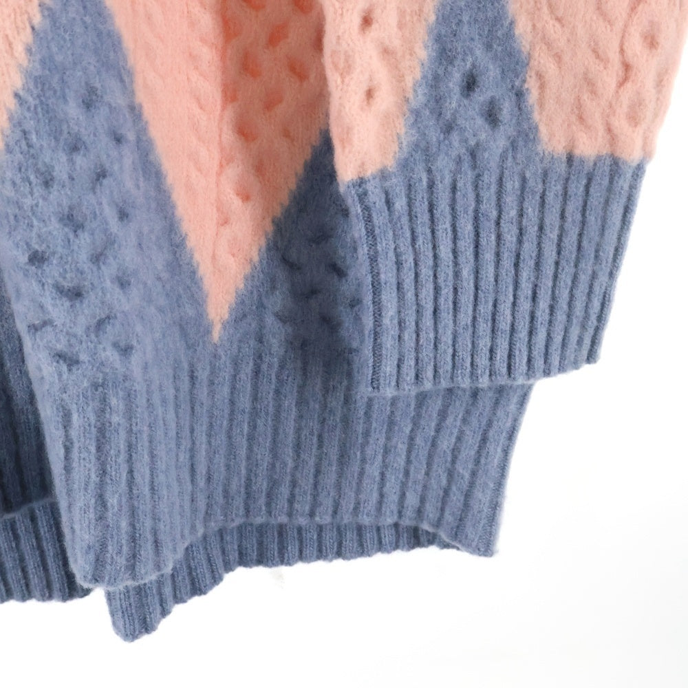 LOEWE(ロエベ) ×スタジオジブリ ハウルの動く城 ダイヤモンド ウール カシミア ニット カーディガン ピンク/ブルー レディース SB44Y16K12