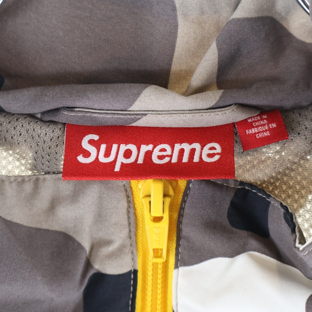 SUPREME(シュプリーム) 25SS Contrast Zip Track Jacket コントラスト フロントロゴ ジップアップ ナイロンジャケット カモ柄 ホワイト/グレー