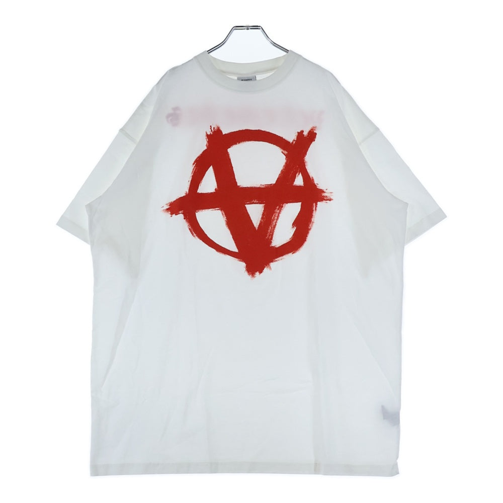 VETEMENTS(ヴェトモン) 21SS ANARCHY GOTHIC LOGO アナーキー ゴシックロゴプリント クルーネック半袖Tシャツ カットソー ホワイト UE51TR640W