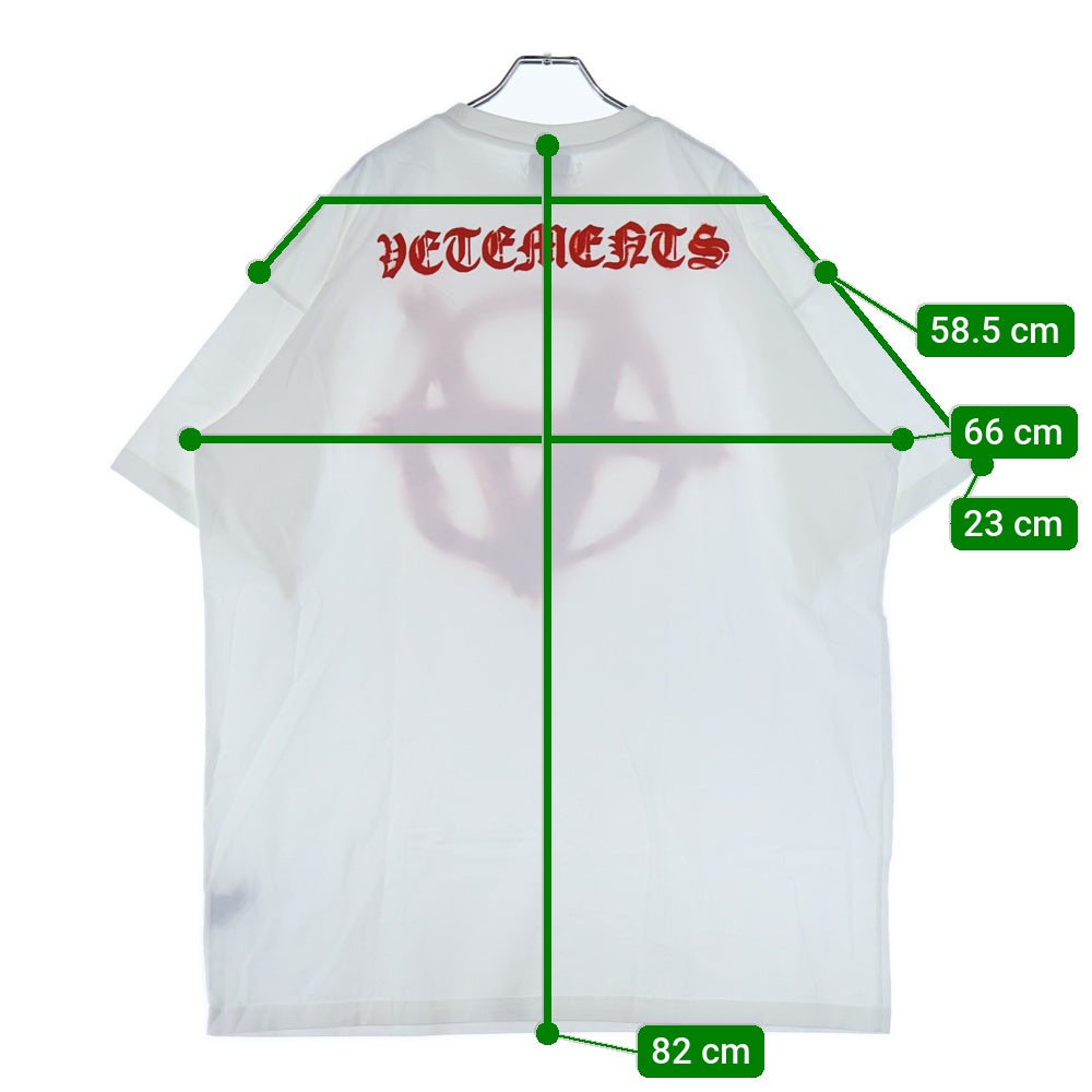 VETEMENTS(ヴェトモン) 21SS ANARCHY GOTHIC LOGO アナーキー ゴシックロゴプリント クルーネック半袖Tシャツ カットソー ホワイト UE51TR640W